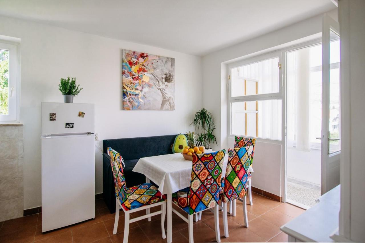 Sunnynest Apartment - 3Br Apt With Free Parking & Wi-Fi, Close To Lapad Bay Beach Dubrovnik Exterior photo